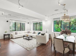 301 E 52nd St APT 2B, Manhattan, NY 10022