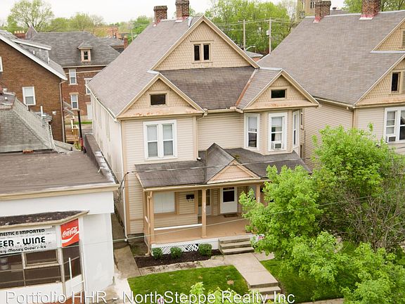 2nd image of 225 W 8th Ave
