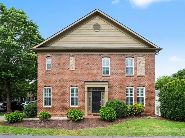 11245 Cedar Walk Ln, Charlotte, NC 28277