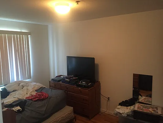 Rented by 18 REALTY | media 51