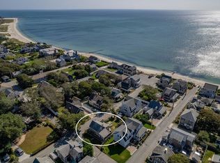 14 Central Ave, Harwich, MA 02645