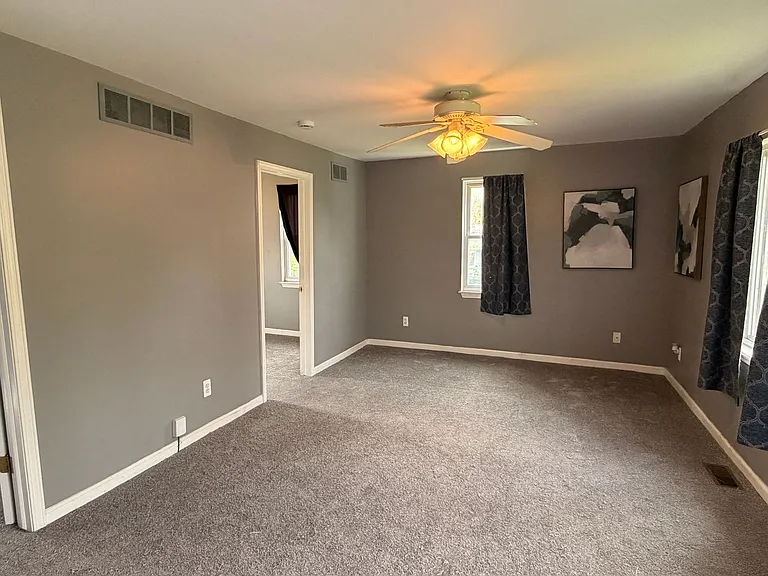 91 Waterly Ave — Photo 6