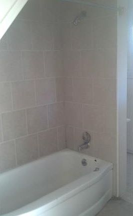 5th image of 29623 Windsor St