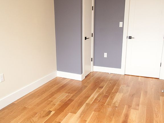 3rd image of 1426 Dekalb Ave #D3