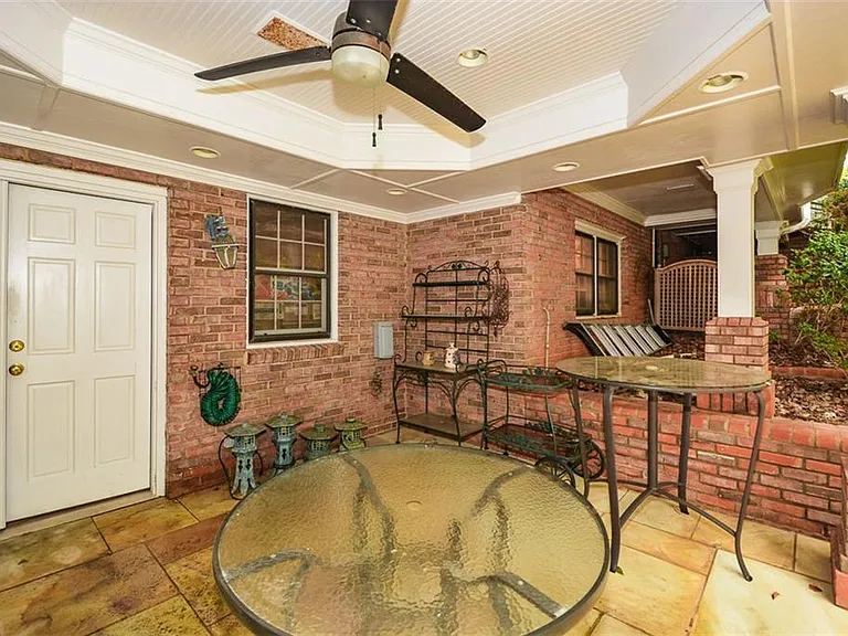 1640 Lazy River Ln — Photo 83
