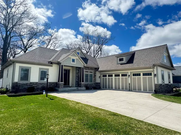16094 Cobblestone Square Dr, Granger, IN 46530