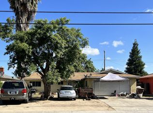 1800 W Pleasant Ave, Tulare, CA 93274