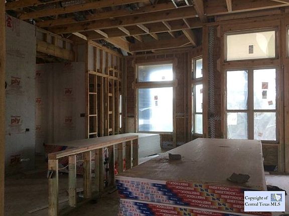 4th image of 5624 Copper Creek Dr