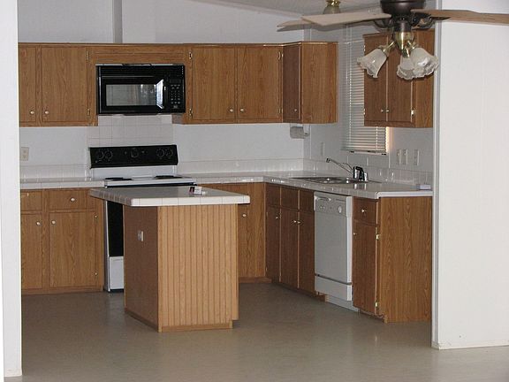 Beautiful Kitchen - More to come soon!
