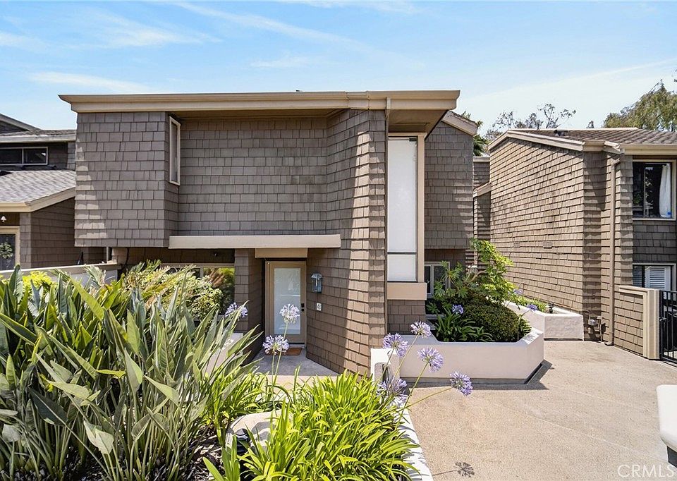 1st image of 48 Sea Island Dr