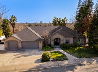 2358 Cumberland Dr, Redding, CA 96001