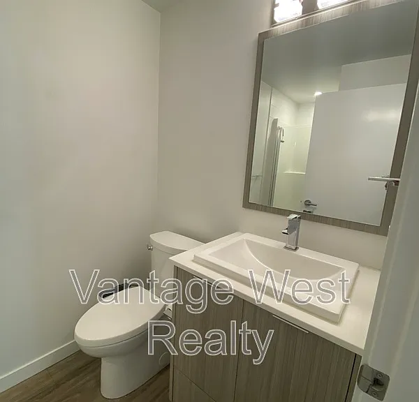 1800 Richter St #115 — Photo 4
