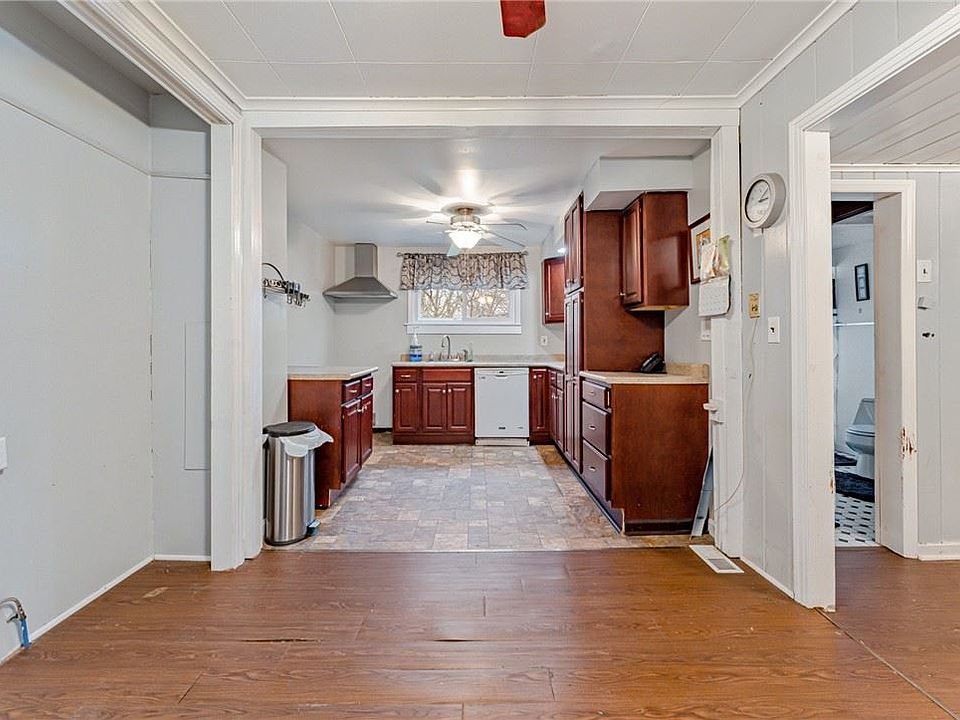 1st image of 231 Henderson Rd