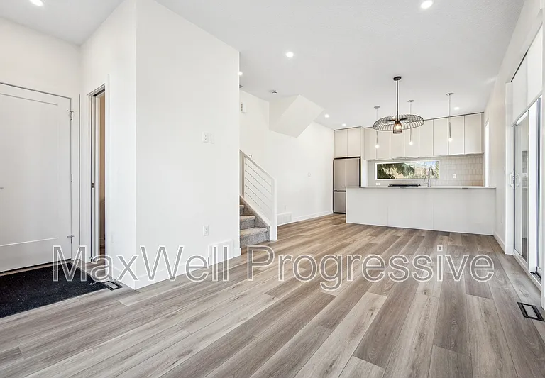 11109 51st St NW #MAIN — Photo 17