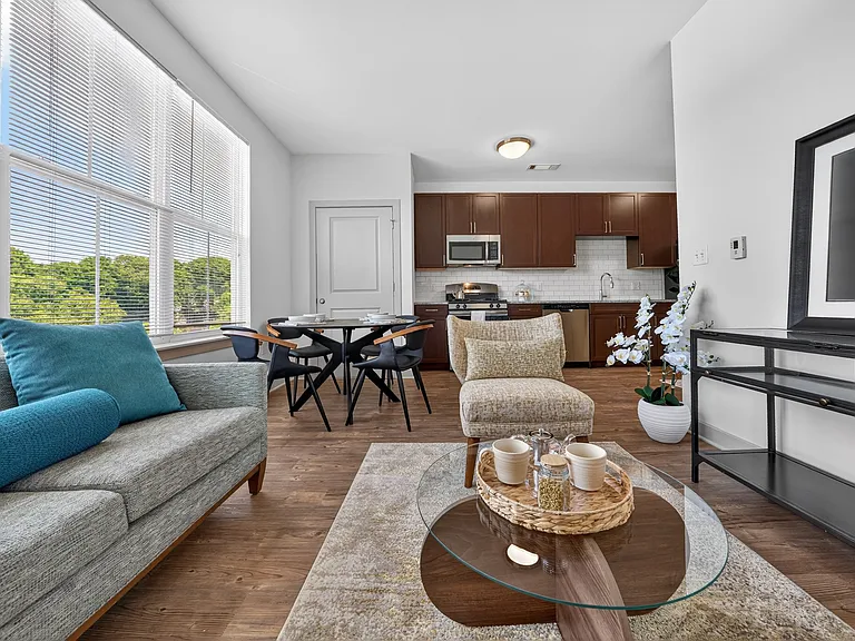 1 Kennedy Flats Apartments — Photo 53