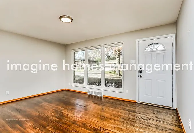 9252 Citadel Ct — Photo 4