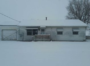 200 Nickols St, Secor, IL 61771