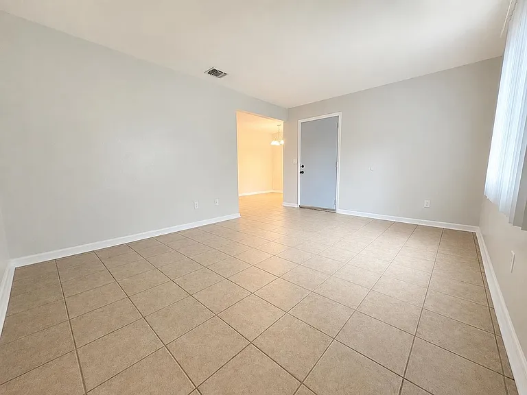 1595 Willow Bend Way #A — Photo 11
