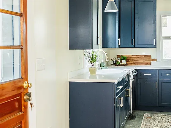 511 W Dodds St — Photo 10