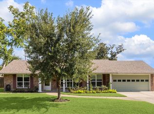 8911 Blankenship Dr, Houston, TX 77080