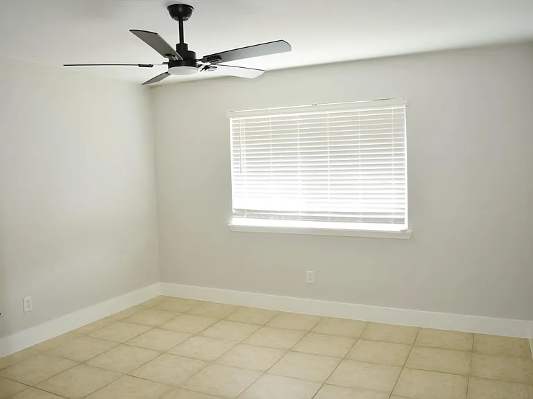 2324 Peppermill Rd — Photo 13