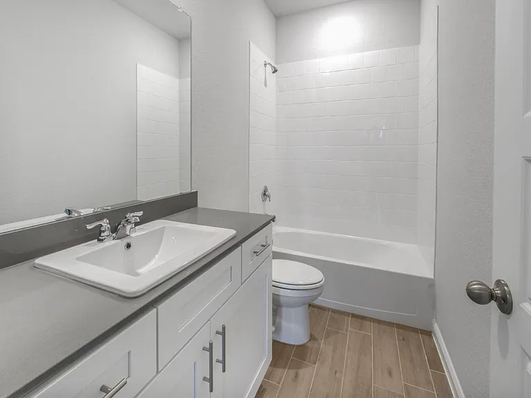 1210 Rockwater Dr — Photo 16