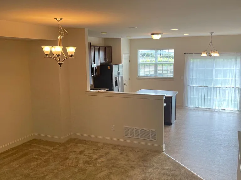 1434 Carrick Ct — Photo 11