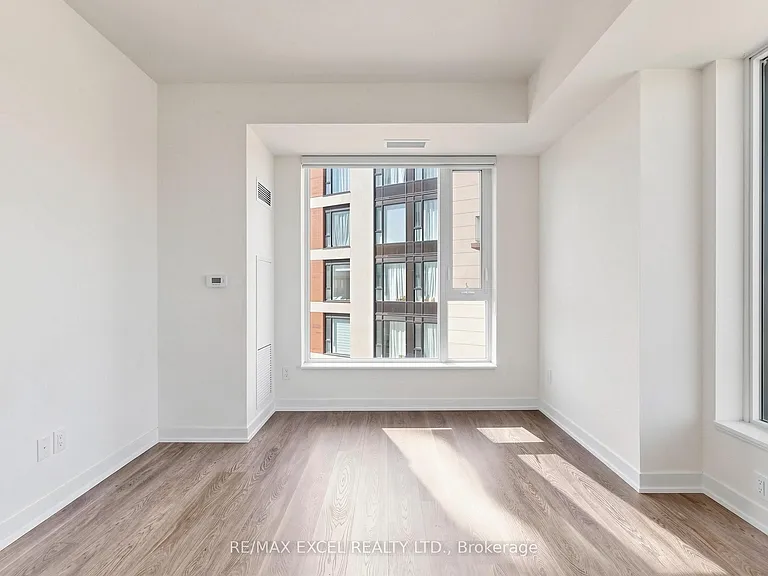 6 David Eyer Rd #602 — Photo 15