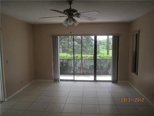 2 bed, 2.0 bath, 1106 sqft, $1,850 — Photo 4