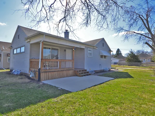 1030 Sanger St, Ottawa, IL 61350