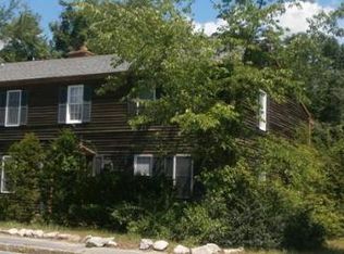 14 Elm St, Townsend, MA 01469