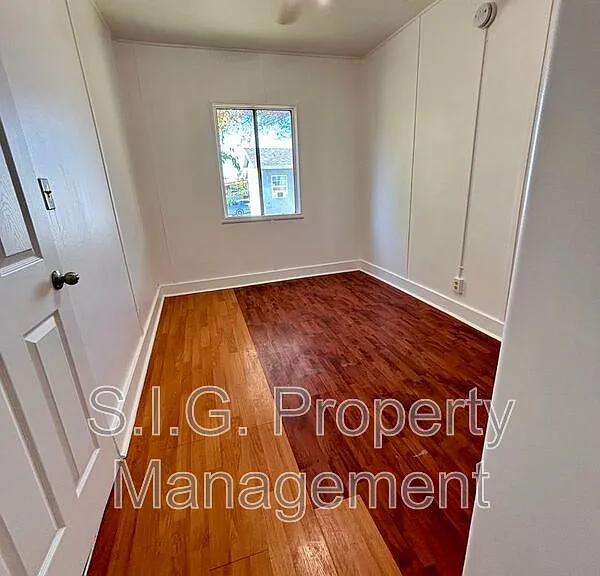 10156 1/4 Helendale Ave — Photo 4