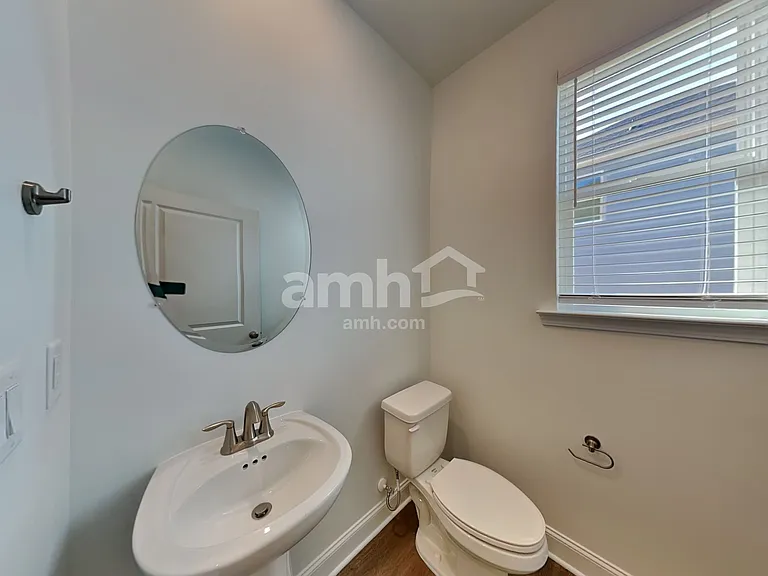 1499 Aquamarine Dr — Photo 8