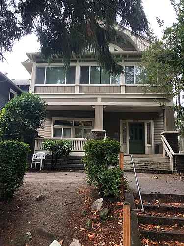 5015 17th Ave NE Photo 1