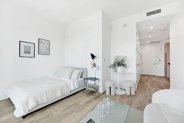 Rented by Goose Property Management LLC | media 4