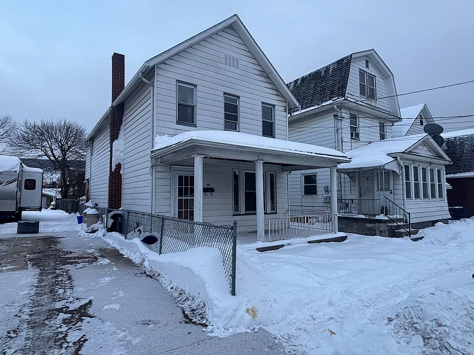 1st image of 132 Brown St