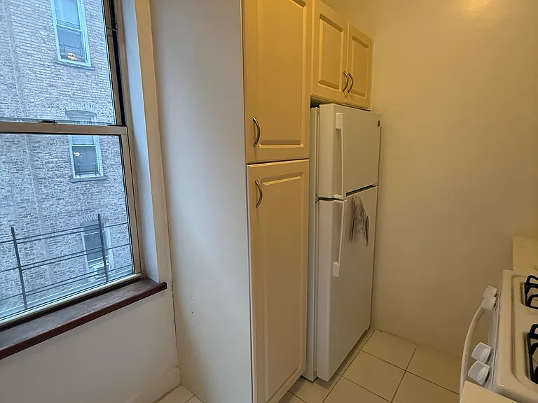 1941 65th St #2O — Photo 5