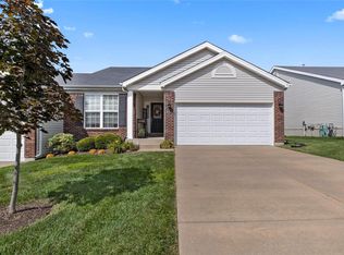 446 Angelique Pl, Saint Charles, MO 63303