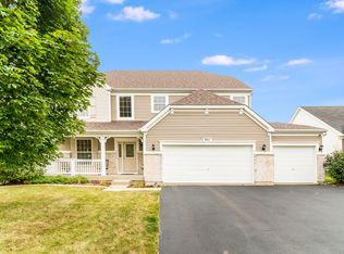 907 Sable Ridge Dr, Joliet, IL 60431