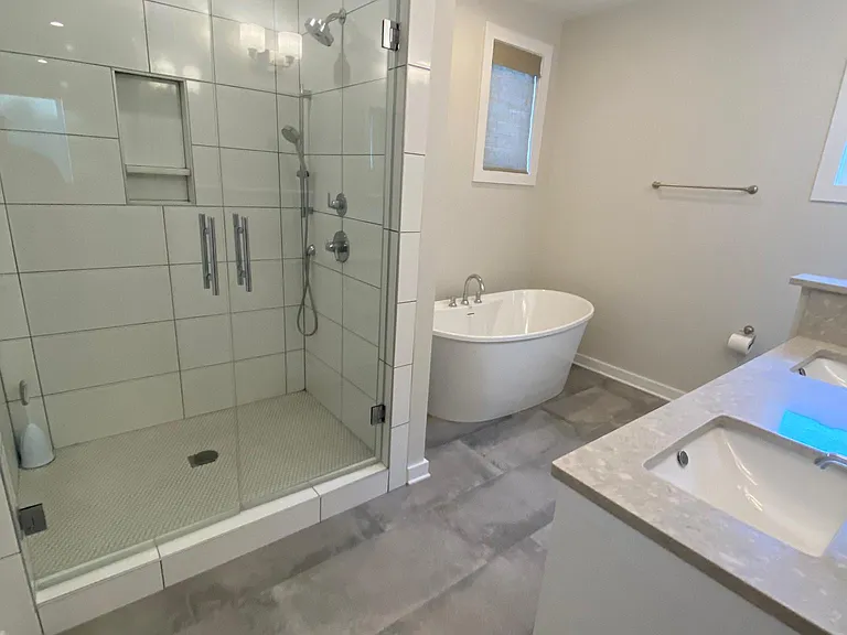 2119 Jefferson Ave — Photo 4