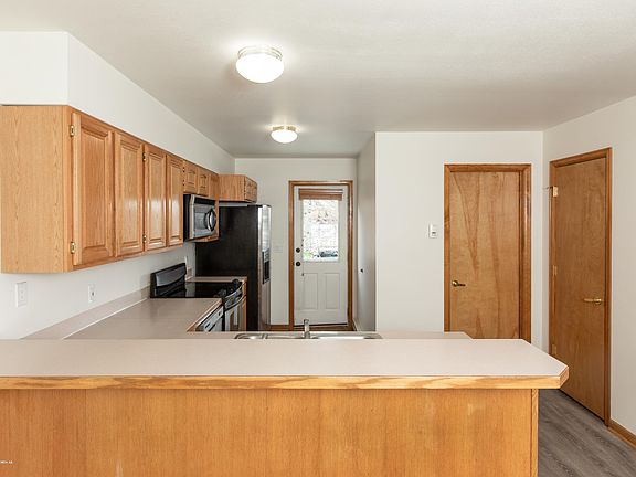 4th image of 650 Flat Creek Dr
