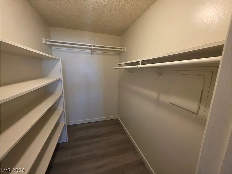 615 S Royal Crest Cir #10 — Photo 17