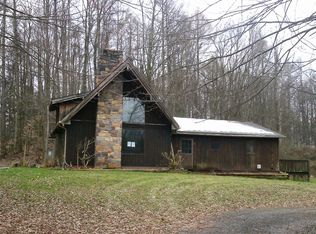 494 Gilmore Rd, New Castle, PA 16102