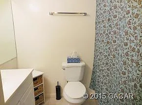 3921 SW 34th St — Photo 9