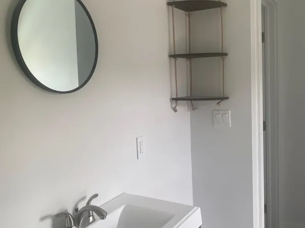 3 Reid Ave #2, Babylon, NY 11702