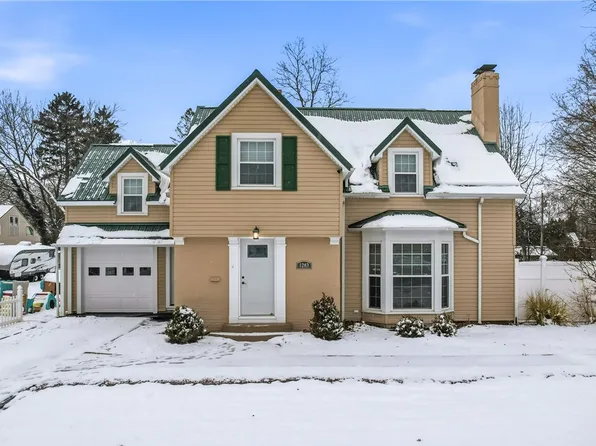 1283 Ashton Rd, Sharon, PA 16146