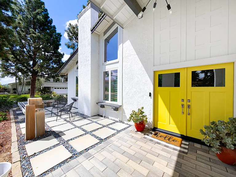 1652 N Pala Pl — Photo 3