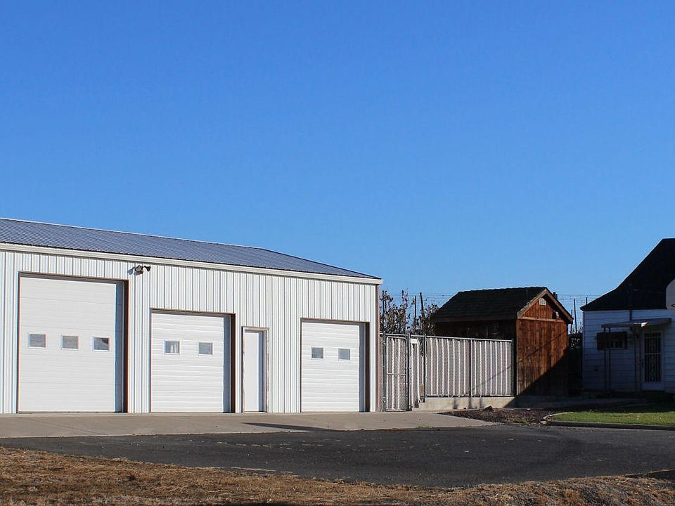 2nd image of 2411 Duffield Rd