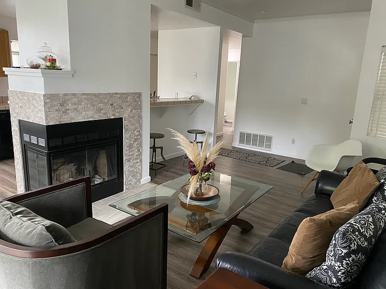 7560 Canyon Meadows Cir #A — Photo 5