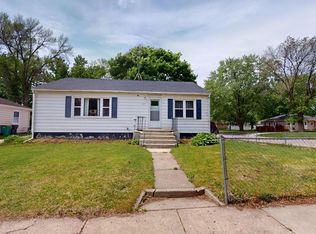 917 Valley Ave, Albert Lea, MN 56007